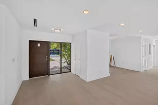 631 N Mashta Dr, Key Biscayne, FL 33149 - Photo 14
