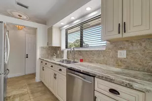 1102 Wingfoot Dr, Jupiter, FL 33458 - Photo 6