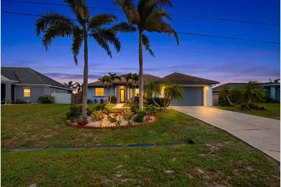 779 SW Hillsboro Circle, Port Saint Lucie, FL 34953 - Photo 1