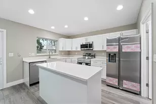 19 Emerson Dr, Palm Coast, FL 32164 - Photo 2