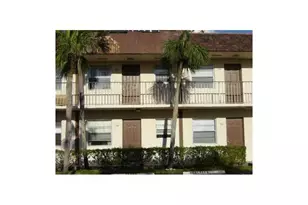 426 Lakeside Dr, Margate, FL 33063 - Photo 1