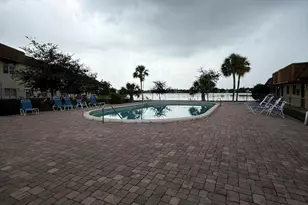 426 Lakeside Dr, Margate, FL 33063 - Photo 4