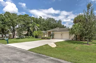 2108 Winding Creek Ln, Fort Pierce, FL 34981 - Photo 4