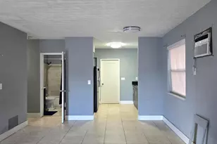 305 SW 14th St, Dania Beach, FL 33004 - Photo 2