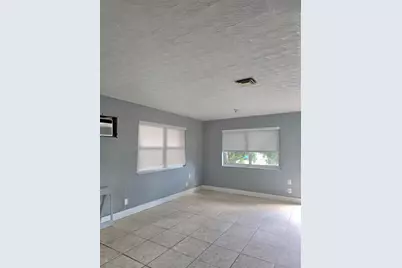 305 SW 14th Street #1, Dania Beach, FL 33004 - Photo 4