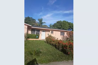 2842 NW 34th Terrace, Lauderdale Lakes, FL 33311 - Photo 2