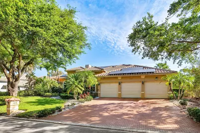 1845 Eagle Trace Boulevard, Coral Springs, FL 33071 - Photo 2