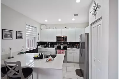 12960 NW 22nd Place, Miami, FL 33167 - Photo 14