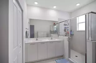 12960 NW 22nd Pl, Miami, FL 33167 - Photo 32