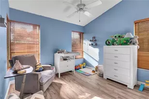 7212 Primrose Ln, Tamarac, FL 33321 - Photo 8