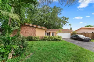11260 NW 41st St, Coral Springs, FL 33065 - Photo 2