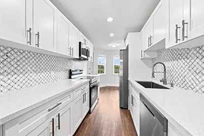 1400 SW 124th Terrace #202Q, Pembroke Pines, FL 33027 - Photo 2