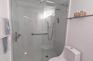 10317 NW 9th St Circle, Miami, FL 33172 - Photo 12