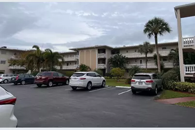 2811 S Garden Drive S #308, Palm Springs, FL 33461 - Photo 2