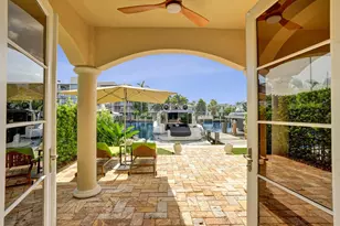 210 Hendricks Isle, Fort Lauderdale, FL 33301 - Photo 2