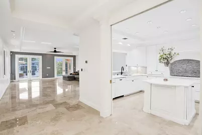 210 Hendricks Isle, Fort Lauderdale, FL 33301 - Photo 4