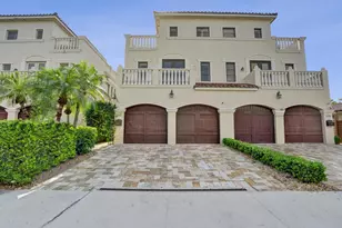 210 Hendricks Isle, Fort Lauderdale, FL 33301 - Photo 2