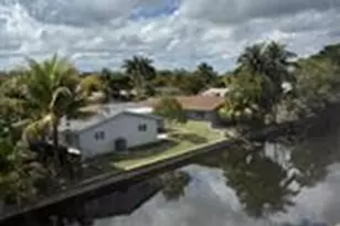 111 Royal Pk Dr, Oakland Park, FL 33309 - Photo 1
