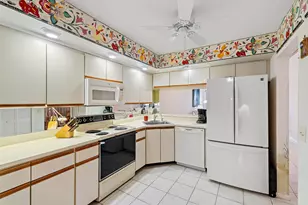 542 Bay Colony Dr N, Juno Beach, FL 33408 - Photo 42