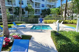 542 Bay Colony Dr N, Juno Beach, FL 33408 - Photo 22