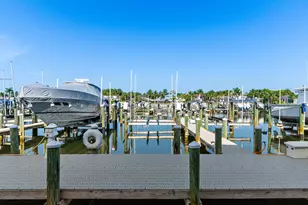 542 Bay Colony Dr N, Juno Beach, FL 33408 - Photo 52