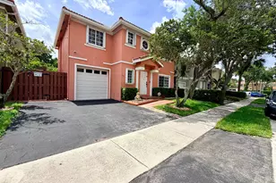 61 NW 110th Ave, Plantation, FL 33324 - Photo 1