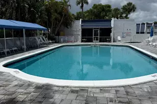 4465 Luxemburg Ct, Lake Worth, FL 33467 - Photo 16