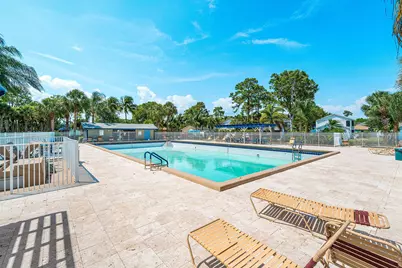 5601 Berry Blossom Way W, West Palm Beach, FL 33415 - Photo 38