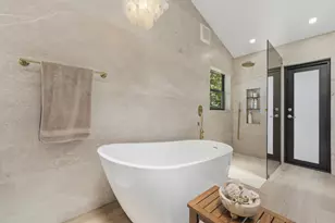 546 NW 105th Dr, Coral Springs, FL 33071 - Photo 22