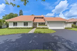 546 NW 105th Dr, Coral Springs, FL 33071 - Photo 2