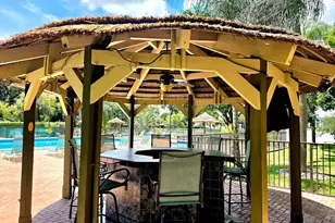 2112 S Cypress Bend Dr, Pompano Beach, FL 33069 - Photo 24
