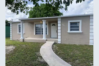 2911 NW 7th Street, Pompano Beach, FL 33069 - Photo 1
