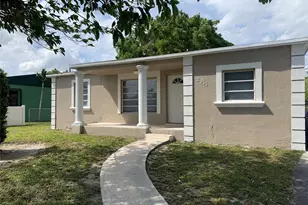 2911 NW 7th St, Pompano Beach, FL 33069 - Photo 2