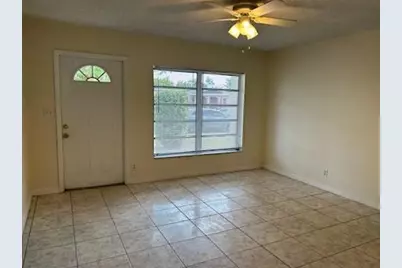 2911 NW 7th Street, Pompano Beach, FL 33069 - Photo 10