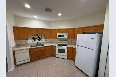 601 SW Indian Key Drive, Port Saint Lucie, FL 34986 - Photo 8
