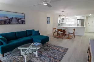 5 High Point Cir W, Naples, FL 34103 - Photo 4