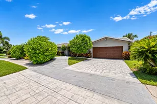 1226 SE 14th St, Deerfield Beach, FL 33441 - Photo 1