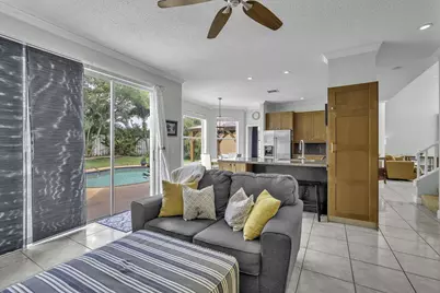 7620 Thornlee Drive, Lake Worth, FL 33467 - Photo 12