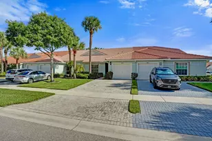 8375 Logia Cir, Boynton Beach, FL 33472 - Photo 6