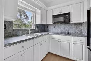 426 NE 7th Ave, Delray Beach, FL 33483 - Photo 18