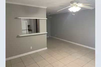 400 Village Green Circle W #202, Palm Springs, FL 33461 - Photo 2