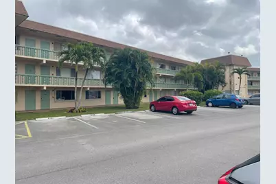 400 Village Green Circle W #202, Palm Springs, FL 33461 - Photo 6