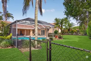 5333 N Springs Way, Coral Springs, FL 33076 - Photo 4
