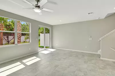 5694 SE Edgewater Circle, Stuart, FL 34997 - Photo 12