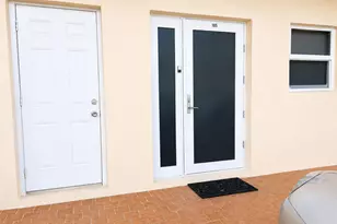 725 N Riverside Dr, Pompano Beach, FL 33062 - Photo 26