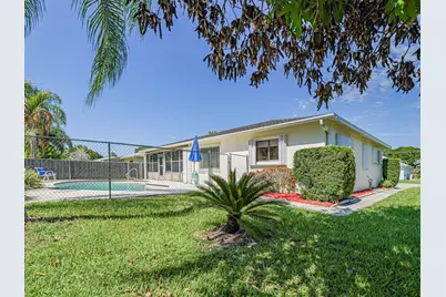 660 26th Court, Vero Beach, FL 32962 - Photo 2