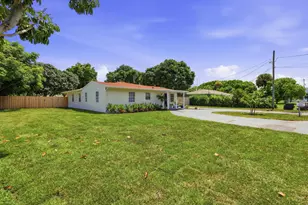 1900 Carissa Rd, Lake Clarke Shores, FL 33406 - Photo 2