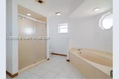 242 SE Duval Avenue SE, Port Saint Lucie, FL 34983 - Photo 4