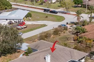 242 SE Duval Ave SE, Port Saint Lucie, FL 34983 - Photo 14