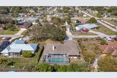 242 SE Duval Avenue SE, Port Saint Lucie, FL 34983 - Photo 18